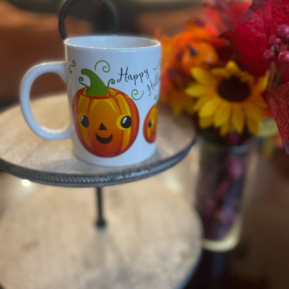 Mugs - Picture 2 of 9